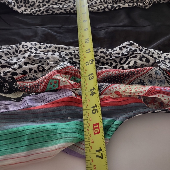 ‼️ SOLD ‼️ Sasha Fabiani Sz M-L Patchwork style Mesh/Chiffon Vest Side pockets - Picture 14 of 16